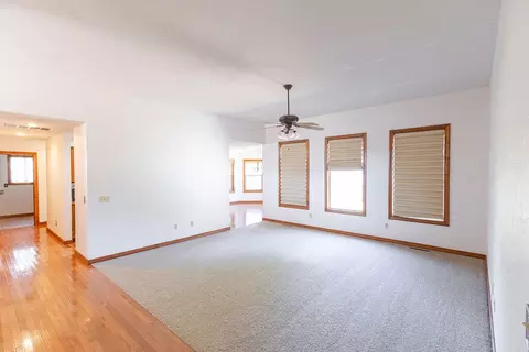 Living - 3779 N Ashbury Dr, Springfield, MO 65803 photo 2 of 7