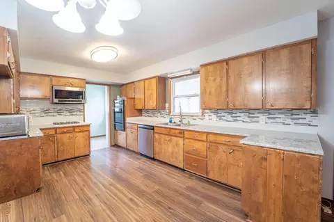 Kitchen - 906 E Prairie Ln, Ash Grove, MO 65604 photo 1 of 2
