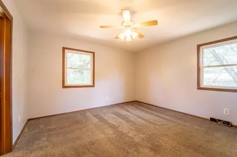 Bedroom - 906 E Prairie Ln, Ash Grove, MO 65604 photo 4 of 4