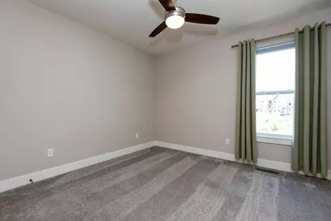 Bedroom - 707 N Fox Hill Cir, Nixa, MO 65714 photo 3 of 7
