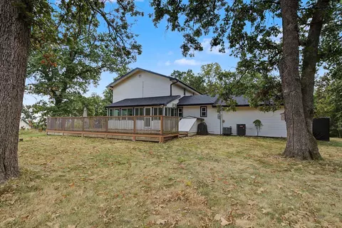 Exterior - 1511 E Groves Dr, Ozark, MO 65721 photo 10 of 12