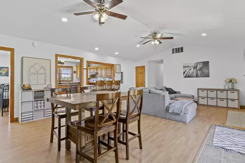 Dining - 119 Jensen Rd, Conway, MO 65632 photo 2 of 2