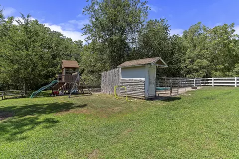 Exterior - 119 Jensen Rd, Conway, MO 65632 photo 5 of 6