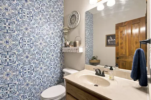 Bath - 1461 Equestrian Rd, Ozark, MO 65721 photo 1 of 5