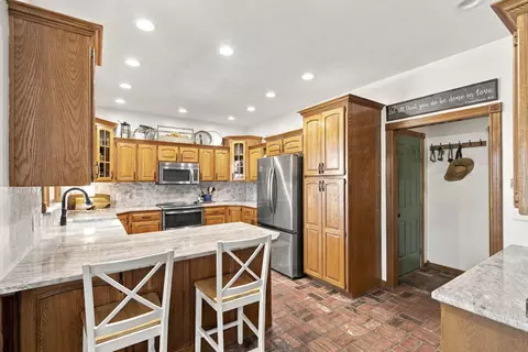 Kitchen - 1461 Equestrian Rd, Ozark, MO 65721 photo 1 of 4