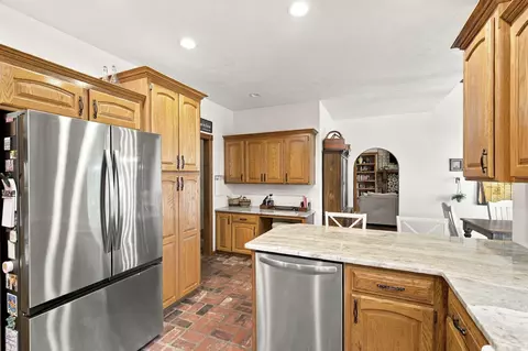 Kitchen - 1461 Equestrian Rd, Ozark, MO 65721 photo 3 of 4