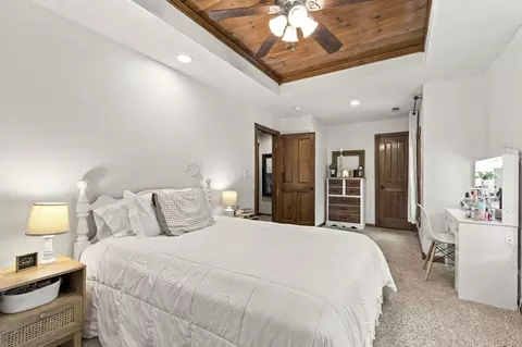 Bedroom - 1461 Equestrian Rd, Ozark, MO 65721 photo 4 of 6