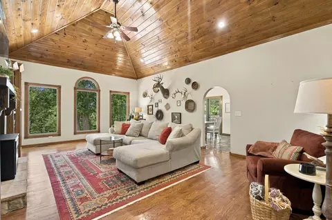 Living - 1461 Equestrian Rd, Ozark, MO 65721 photo 3 of 7
