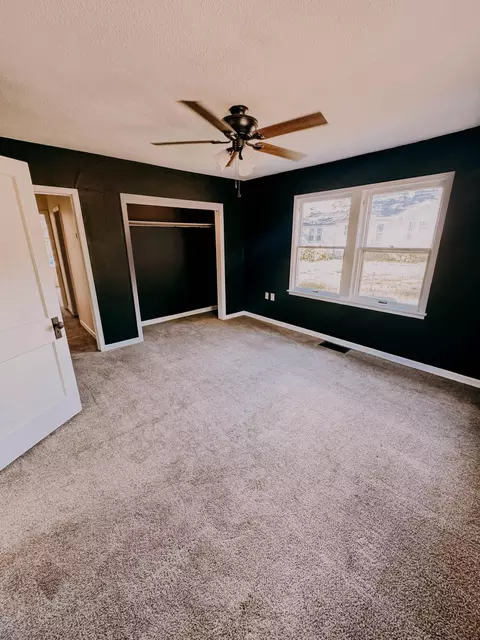 Bedroom - 1925 S Maple St, Carthage, MO 64836 photo 1 of 5