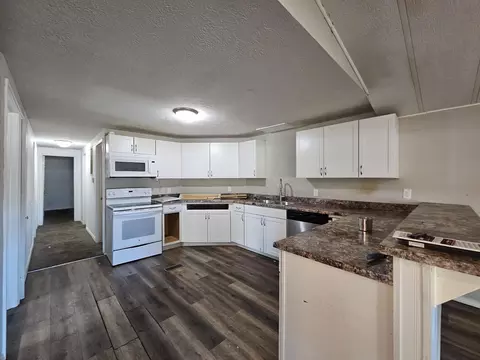 Kitchen - 503 S Miller Rd, Springfield, MO 65802 photo 1 of 3
