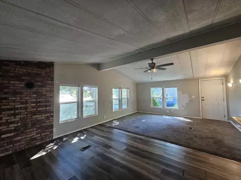 Living - 503 S Miller Rd, Springfield, MO 65802 photo 3 of 4