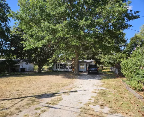 Exterior - 503 S Miller Rd, Springfield, MO 65802 photo 3 of 10