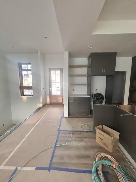 Entry Way - 5904 S Clay Ave, Springfield, MO 65810 photo 1 of 1