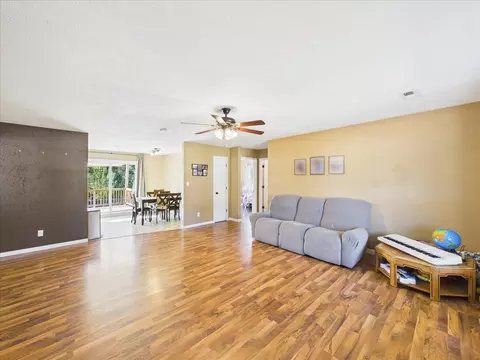 Living - 32 Springwoods Loop, Buffalo, MO 65622 photo 1 of 3