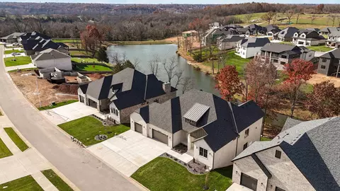 View/Area - 6041 S Dollison Ave, Springfield, MO 65810 photo 2 of 6