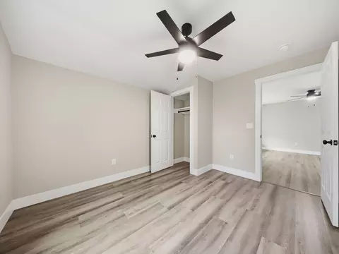 Bedroom - 659 S Wildan Ave, Springfield, MO 65802 photo 6 of 12