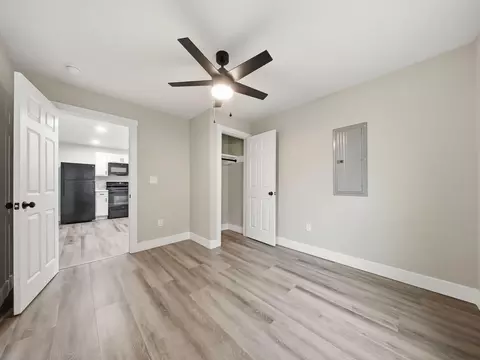 Bedroom - 659 S Wildan Ave, Springfield, MO 65802 photo 3 of 12