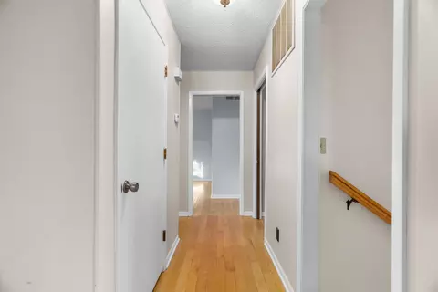 Entry Way - 505 Cope Ln, Forsyth, MO 65653 photo 5 of 6