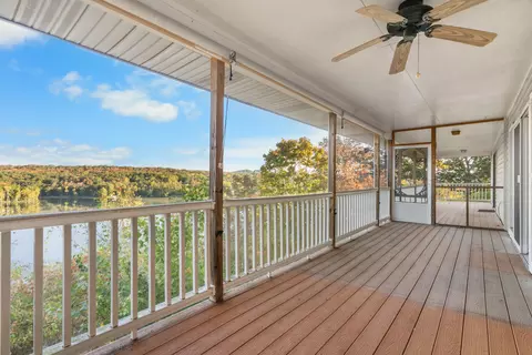 Exterior - 505 Cope Ln, Forsyth, MO 65653 photo 4 of 14