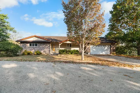 Exterior - 505 Cope Ln, Forsyth, MO 65653 photo 9 of 14