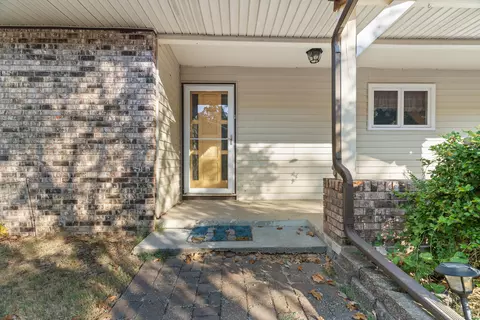Exterior - 505 Cope Ln, Forsyth, MO 65653 photo 2 of 14