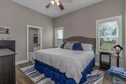 Bedroom - 1584 E 517th Rd, Brighton, MO 65617 photo 1 of 3