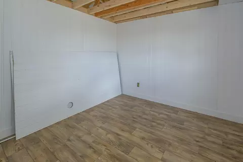 Bedroom - 1584 E 517th Rd, Brighton, MO 65617 photo 3 of 3