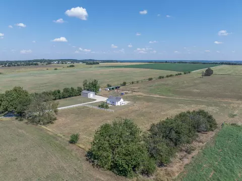 View/Area - 1584 E 517th Rd, Brighton, MO 65617 photo 1 of 8