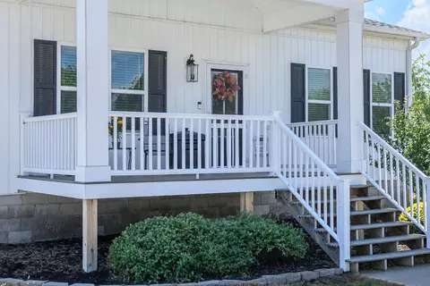 Exterior - 1584 E 517th Rd, Brighton, MO 65617 photo 6 of 17