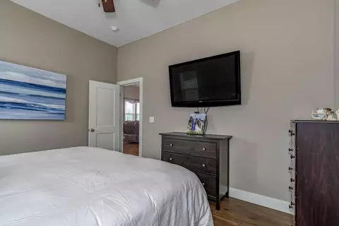 Bedroom - 1584 E 517th Rd, Brighton, MO 65617 photo 2 of 3