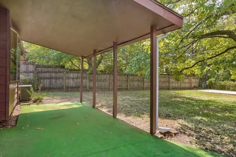 Exterior - 1221 S John Ave, Springfield, MO 65804 photo 4 of 10