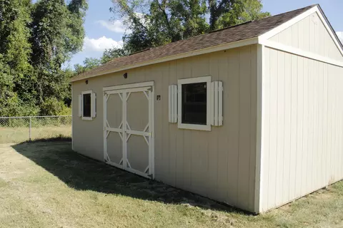 Other - 1054 S Peach Tree Ave, Springfield, MO 65804 photo 1 of 8