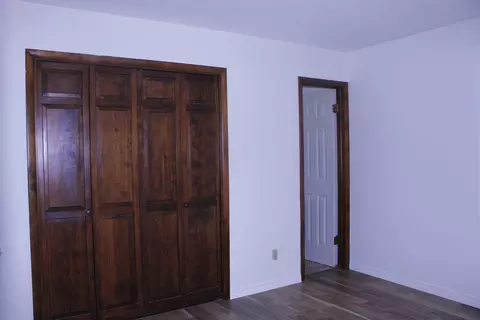 Bedroom - 1054 S Peach Tree Ave, Springfield, MO 65804 photo 4 of 8