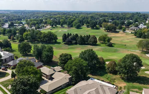 View/Area - 5181 S Stonehaven Dr, Springfield, MO 65809 photo 5 of 9