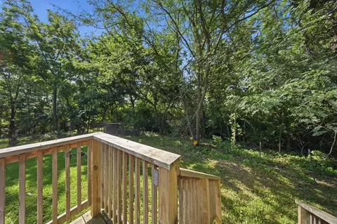 Exterior - 212 Primrose Ln, Clever, MO 65631 photo 7 of 10