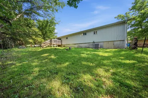 Exterior - 212 Primrose Ln, Clever, MO 65631 photo 5 of 10