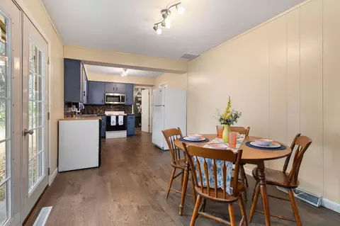 Dining - 3429 S Franklin Ave, Springfield, MO 65807 photo 2 of 2