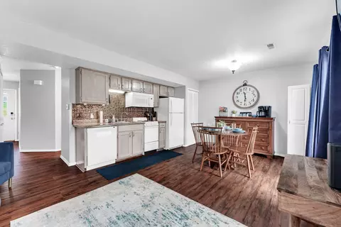 Dining - 490 Abby Ln #1, Branson, MO 65616 photo 3 of 3