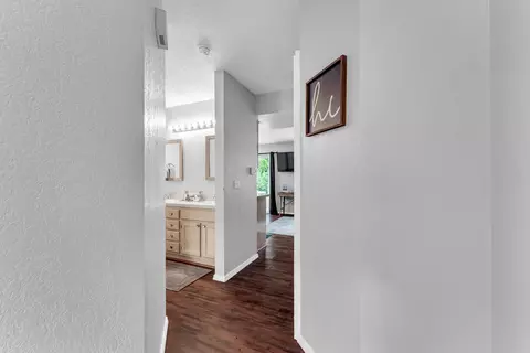 Entry Way - 490 Abby Ln #1, Branson, MO 65616 photo 1 of 1