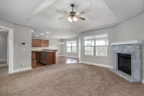 Living - 1140 S Erika Ave, Springfield, MO 65802 photo 3 of 7