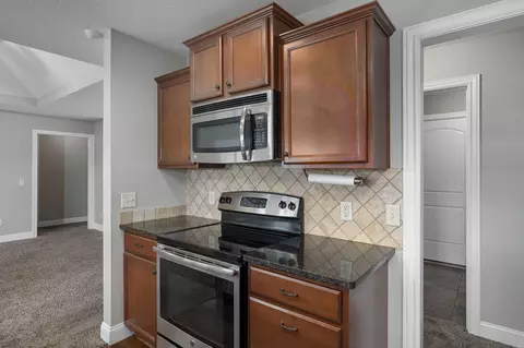 Kitchen - 1140 S Erika Ave, Springfield, MO 65802 photo 3 of 3