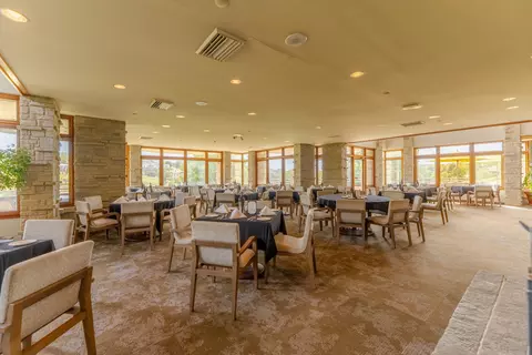 Dining - 3596 E Montrose Ct, Springfield, MO 65809 photo 8 of 12