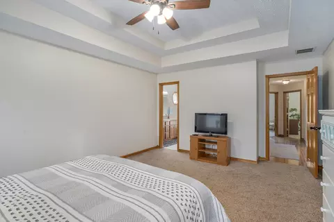 Bedroom - 4668 S Warren Rd, Springfield, MO 65810 photo 2 of 2