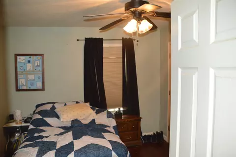 Bedroom - 2613 W Lombard St, Springfield, MO 65802 photo 1 of 2