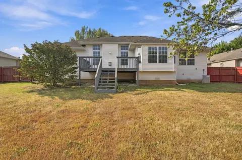 Exterior - 719 Becky St, Willard, MO 65781 photo 5 of 9