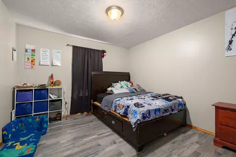 Bedroom - 3253 E Colonial St, Republic, MO 65738 photo 2 of 2