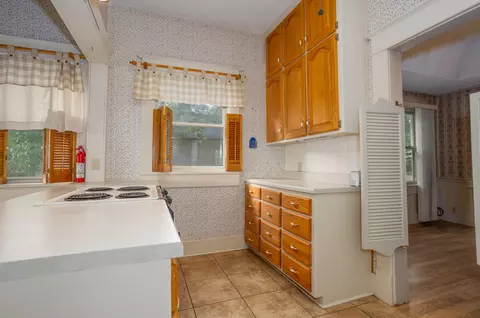 Kitchen - 516 N Pine Ave, Republic, MO 65738 photo 2 of 5