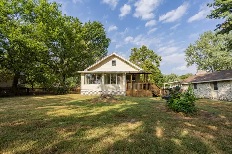Exterior - 516 N Pine Ave, Republic, MO 65738 photo 4 of 5