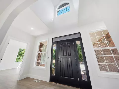Entry Way - 2511 N Skyview Lane Ln, Ozark, MO 65721 photo 2 of 4