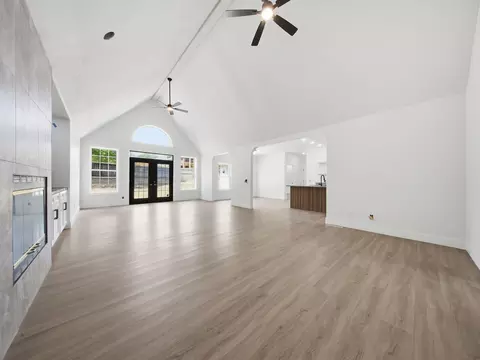 Living - 2511 N Skyview Lane Ln, Ozark, MO 65721 photo 3 of 7